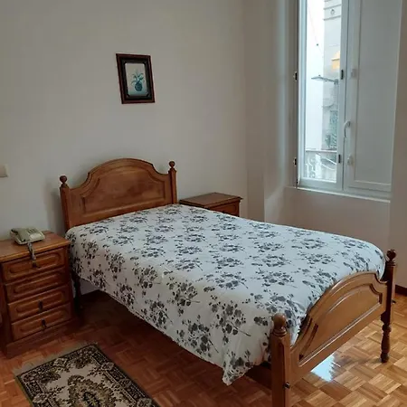 Bed & Breakfast Residencial Real - Antiga Rosas Vila Real