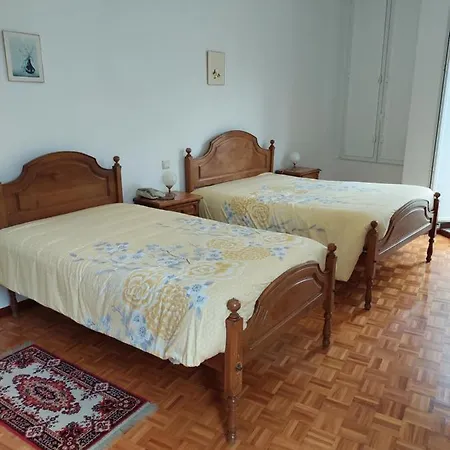 Residencial Real - Antiga Rosas 2*